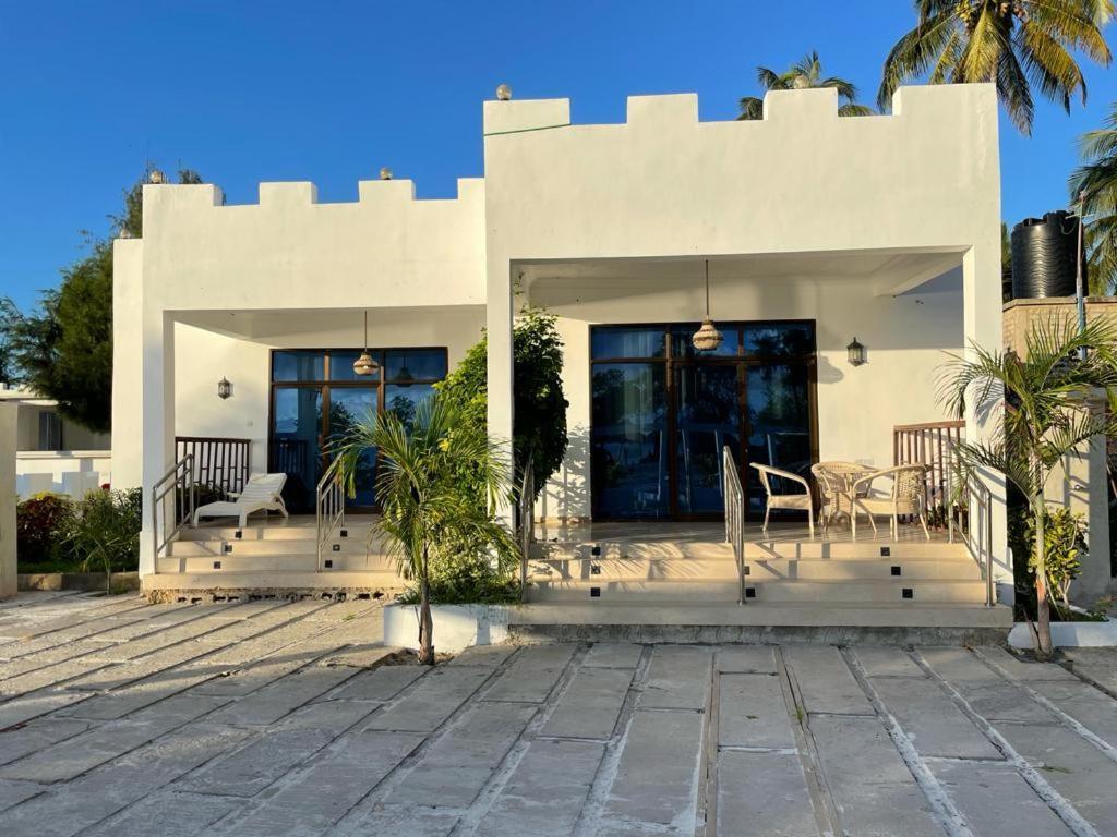 Jambo Beach Hotel Падже Екстер'єр фото