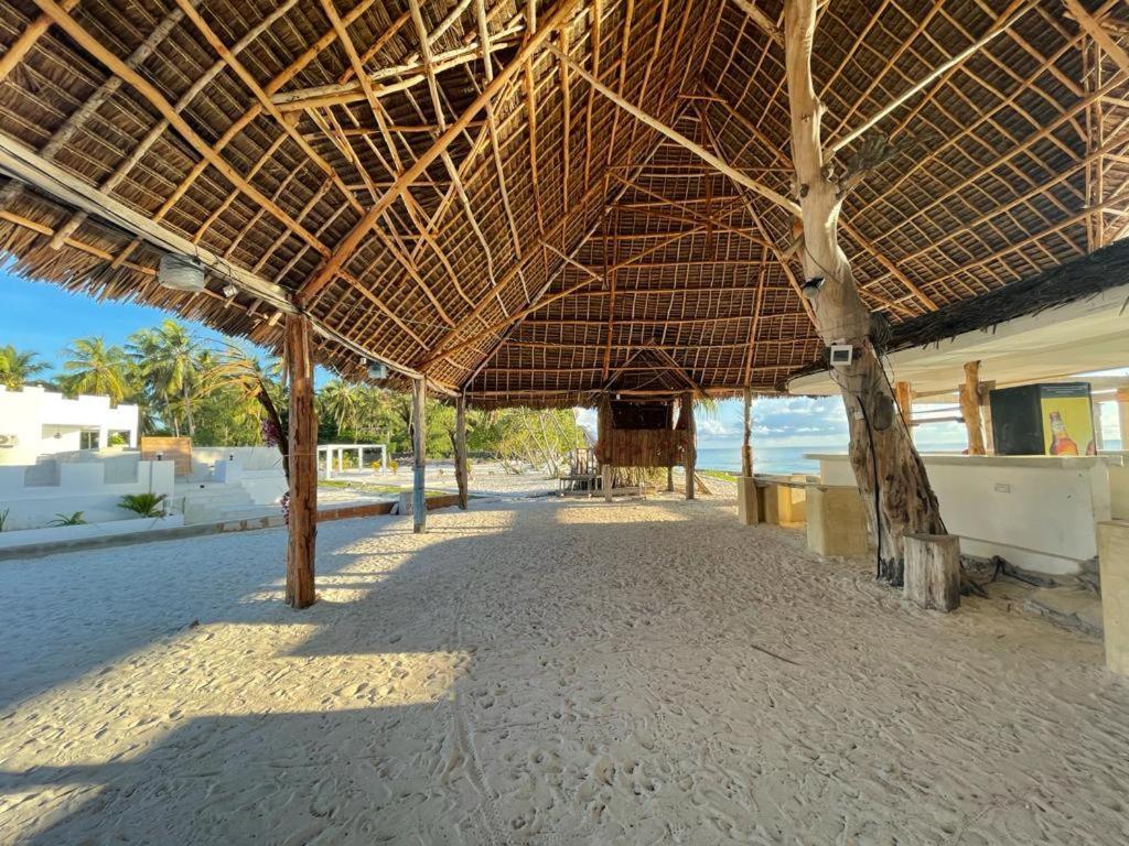 Jambo Beach Hotel Падже Екстер'єр фото
