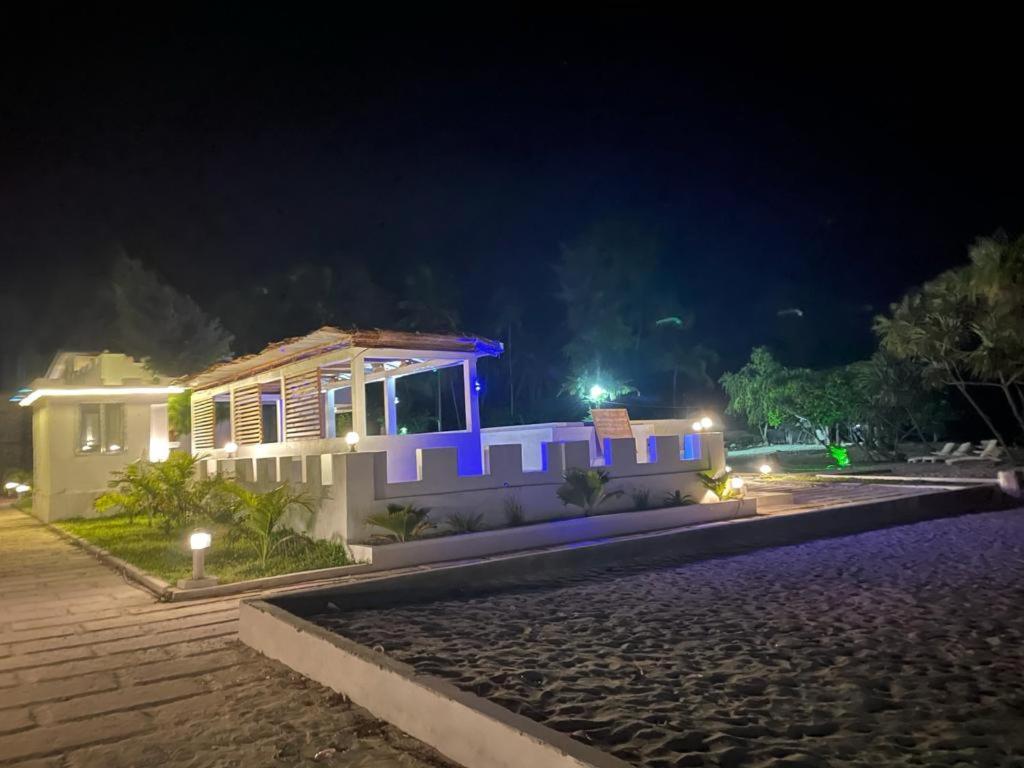 Jambo Beach Hotel Падже Екстер'єр фото
